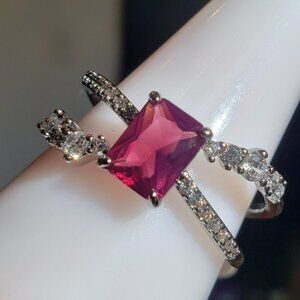 Bomb Party RBP6456 Size 11 Ring BELONG TO ME Hematite Plating & Ruby NEW